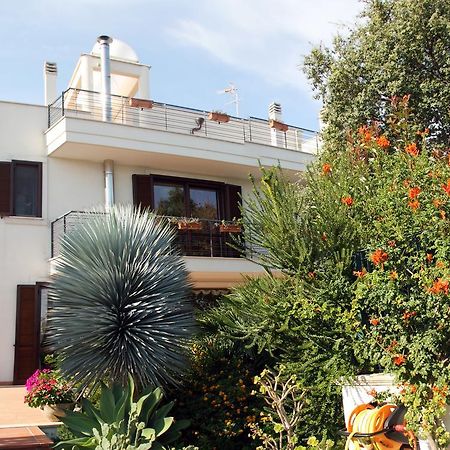 B&B Villa Il Sughero Монополі Екстер'єр фото