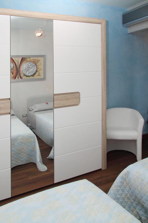 B&B Villa Il Sughero Монополі Номер фото